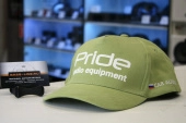 Бейсболка зеленая Pride с логотипом