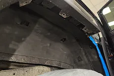 Tank 300: Полная шумоизоляция и замена аудиосистемы. 