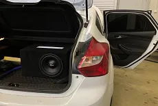 Ford Focus 3 замена акустики/установка сабвуферного звена