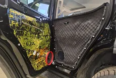 Tank 300: Полная шумоизоляция и замена аудиосистемы. 