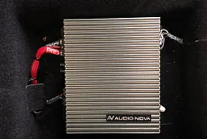 VW Tiguan установка сабвуфера