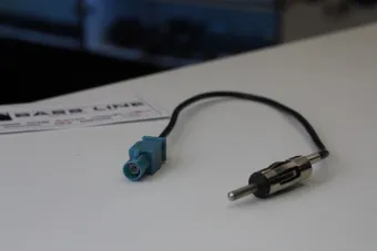 Купить Антенный адаптер ACV AD12-1601 Audi/Mercedes/Scoda/VW - купить, 300 руб.