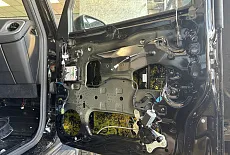 Полная шумоизоляция и аудиосистема для Mercedes G class (w464)