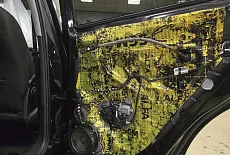 Vw Tiguan 2022: Шумоизоляция салона