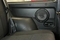 Аудиосистема Lada Niva Bronto: Доработка вашей Нивы с подходом, как к Мерседесу. 