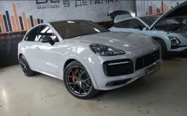 Porsche Cayenne: Шумоизоляция салона 