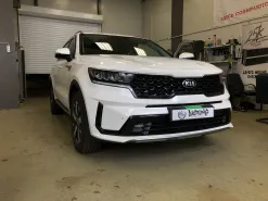 Kia sorento.Замена фронтальной акустики+сабвуфер
