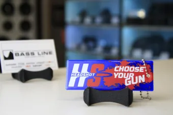 Купить Брелок светоотражающий HeadShot - купить, 50 руб.