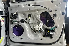 Porsche Cayenne: Шумоизоляция салона 