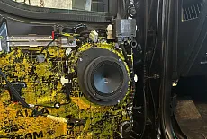 Профессиональная установка акустики на Ford F-150 Raptor: штатные места и максимум звука!