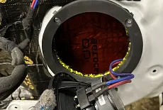 Kia K3: Максимум звука без изменения салона! 