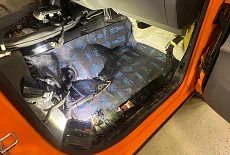 Шумоизоляция Volkswagen Touareg: улучшение акустического комфорта и повышение качества звука