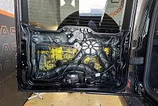 Полная шумоизоляция и аудиосистема для Mercedes G class (w464)