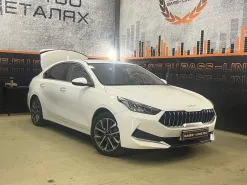 Kia K3: Максимум звука без изменения салона! 