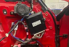 Создание аудиосистемы с сабвуфером и Bluetooth в автомобиле Lexus sc430: задачи, решения и выбор компонентов