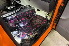 Шумоизоляция Volkswagen Touareg: улучшение акустического комфорта и повышение качества звука