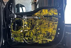 Профессиональная установка акустики на Ford F-150 Raptor: штатные места и максимум звука!