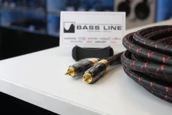 Купить Профессиональный межблочный кабель Ural RCA-SY5M Symphony - купить, 2 990 руб.