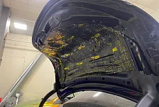 Шумоизоляция Mercedes C-Class: как сделать поездку комфортнее