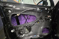 Vw Tiguan 2022: Шумоизоляция салона