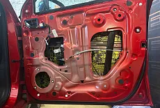 Haval Jolion: Установка сабвуфера в крыло, замена динамиков, шумоизоляция дверей