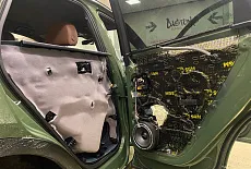 Шумоизоляция и улучшение акустических характеристик дверей Audi Q5: эффективное решение для идеального звука