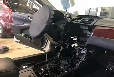 Toyota Camry v50 установка аудиосистемы