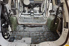 Шумоизоляция и замена акустики в Exeed Vx