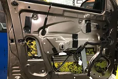 Lada Vesta SW Cross: Полная шумоизоляция салона