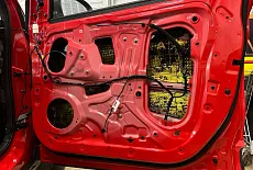 Geely coolray: Аудиосистема по штатным местам.