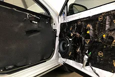 Toyota Camry v50 установка аудиосистемы