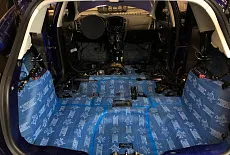 Шумоизоляция пола и багажного отделения Ford Focus: улучшение акустического комфорта в автомобиле