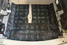 Porsche Cayenne: Шумоизоляция салона 