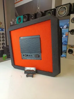 Купить Активный сабвуфер DL Audio Piranha 15A V2 BLACK - купить, 16 990 руб.