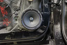 Модернизация аудиосистемы автомобиля Geely Tugella: история, процесс и результаты. 