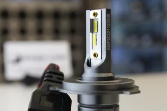 Купить LED лампа AMP в авто CSP H02s H4 - купить, 1 395 руб.