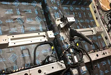 Lada Vesta SW Cross: Полная шумоизоляция салона